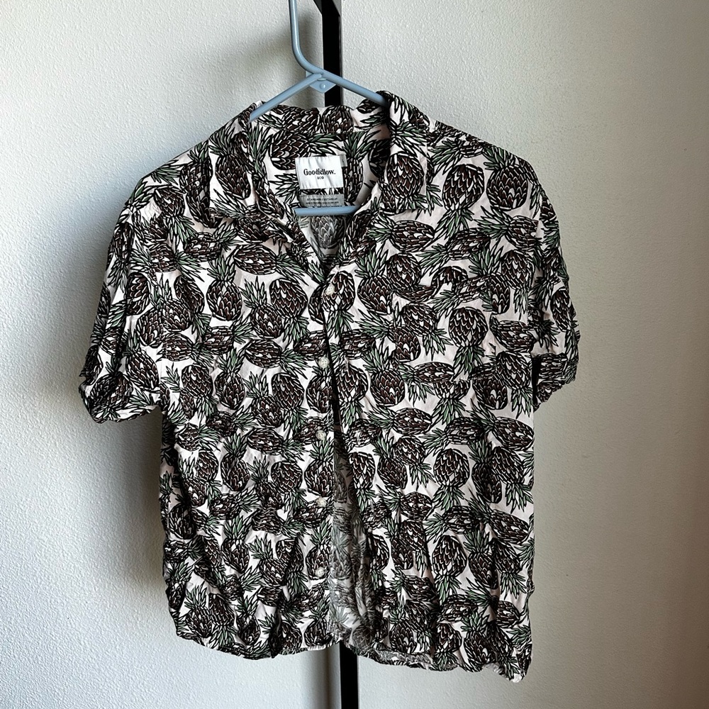 Goodfellow and co size large pineapple shirt